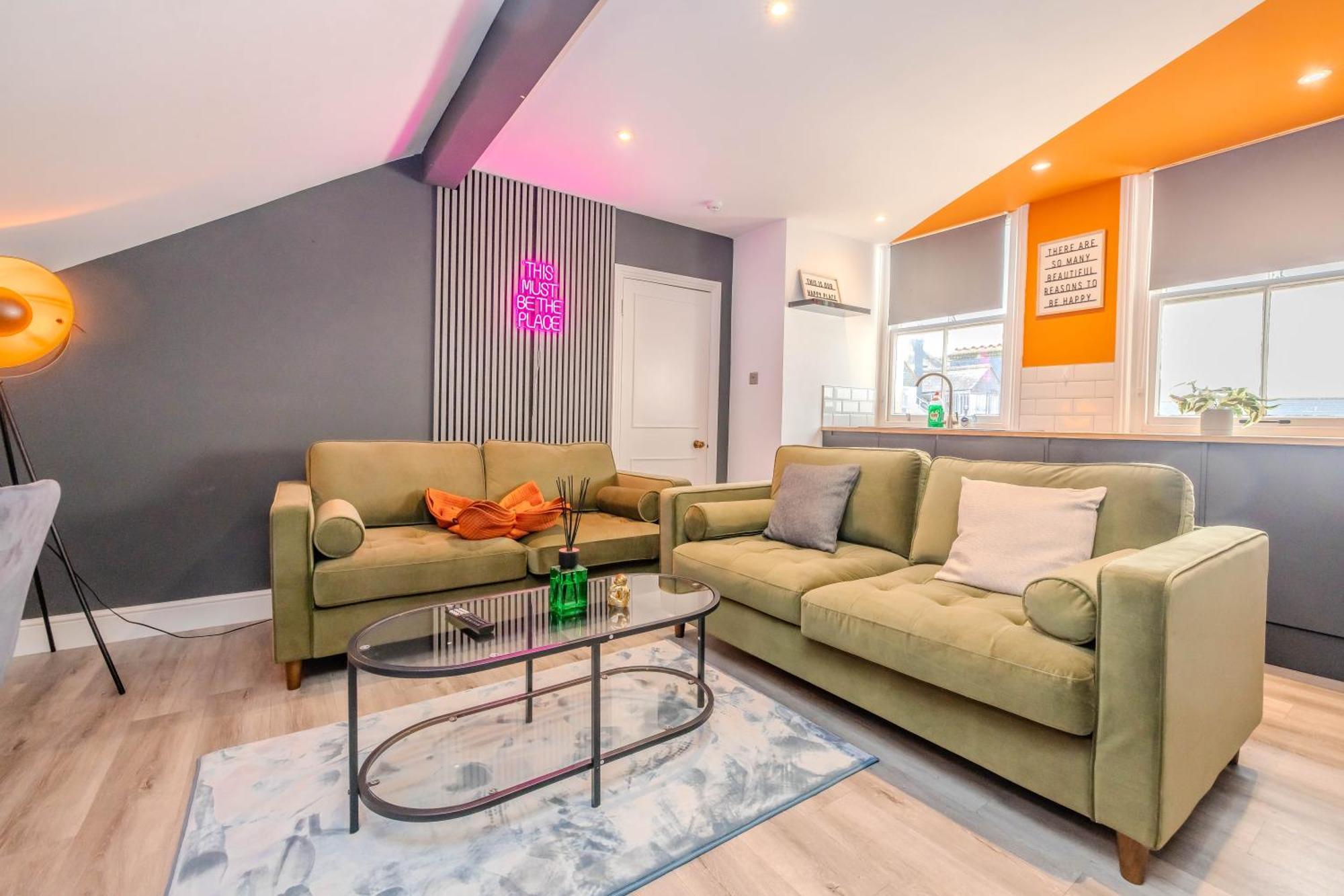 Luxe City Living L 2-Bedroom Flat With Free Parking ブライトン エクステリア 写真