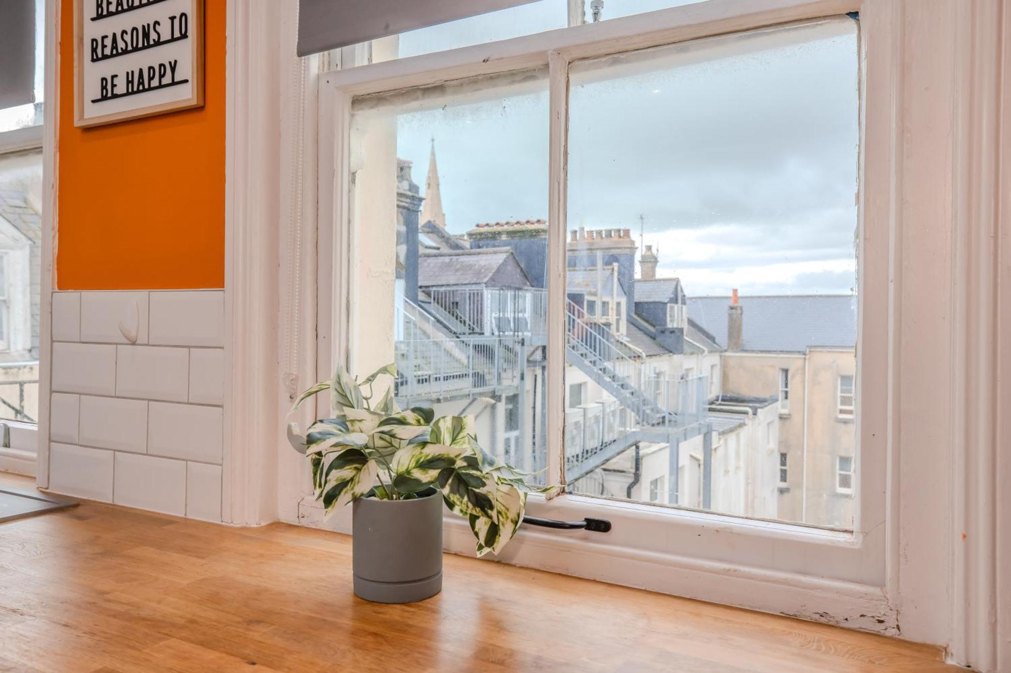 Luxe City Living L 2-Bedroom Flat With Free Parking ブライトン エクステリア 写真